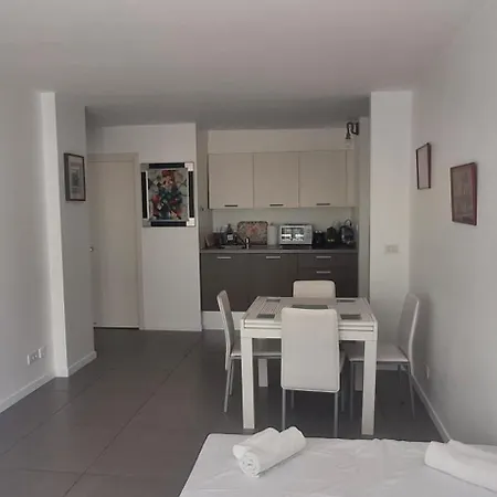 Apartment Le Palm Apercu Avec Balcon Et Proche Des Plages